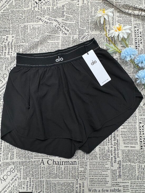ALO Yoga Pants - NWT🖤Alo Yoga Match Point Short Black Athletic Activewear